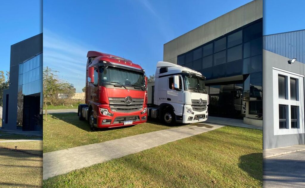 Log Corp. Servicio de transporte terrestre. Logística. Logistica. Transporte. Distribución. Envíos. Envios. Cargas. Logística Integral. Logistica integral. Soluciones Logísticas. Soluciones Logisticas. Transporte. Seguro. Gestión Logística. Gestión Logistica. Cadena De Suministro. Transporte terrestre. LogCorp. Logística Empresarial. Logistica Empresarial. Logística De Distribución. Logistica De Distribucion. Transporte De Cargas. Logística Eficiente. Logistica Eficiente. Logística Nacional. Logistica Nacional. Logística Internacional. Logistica Internacional. Envíos Express. Envios Express. Flota Propia. Transporte Profesional. Gestión De Rutas. Gestion De Rutas. Envío Seguro. Envio Seguro. Carga Segura. Somos Logística. Somos Logistica. Aliados Logísticos. Aliados Logisticos.